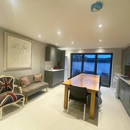 2A Seymour Road Vila Sutton  Exterior foto