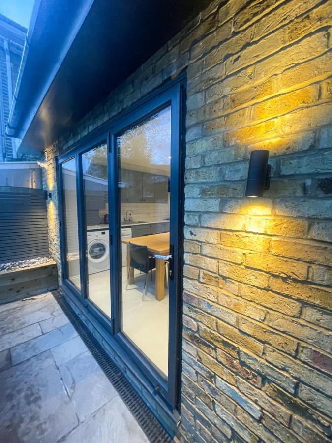 2A Seymour Road Vila Sutton  Exterior foto